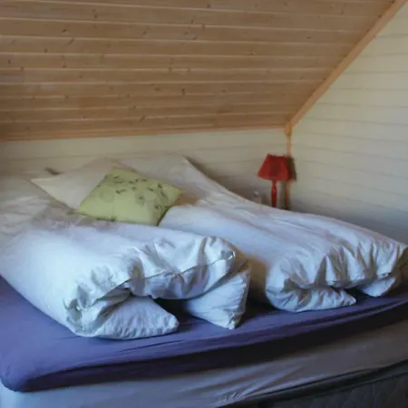4 Bedroom Lovely In Svolvær